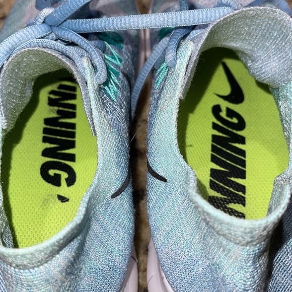 Nike Free RN Flyknit - Picture 8 of 9